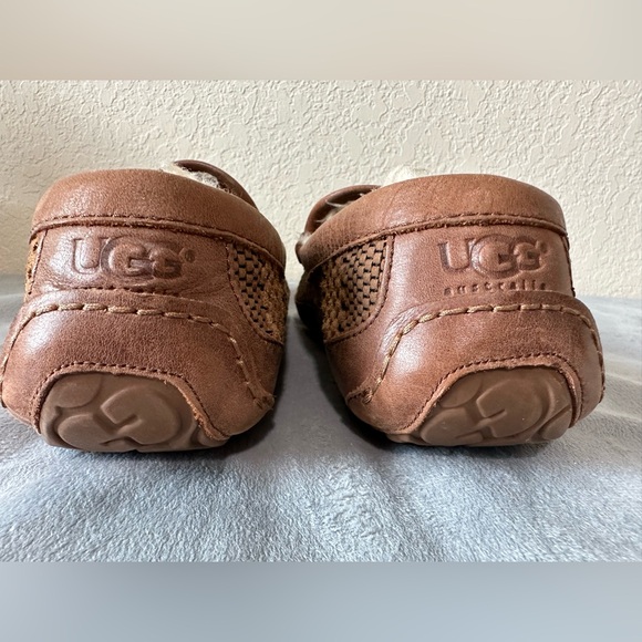 Ugg Ascot Slippers - Picture 6 of 8